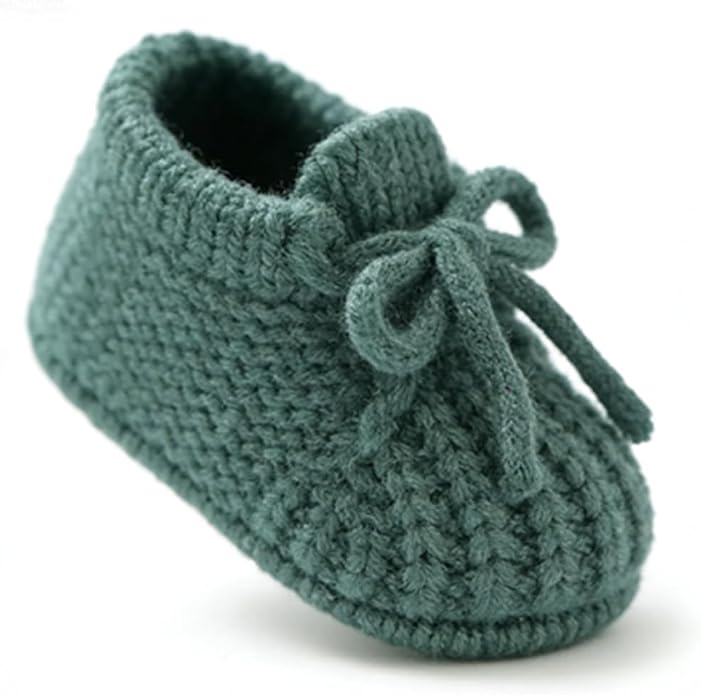Newborn Shoes, Baby Girls Boys Hand Knit Booties, Photography Props, Photoshoot by Khocadw