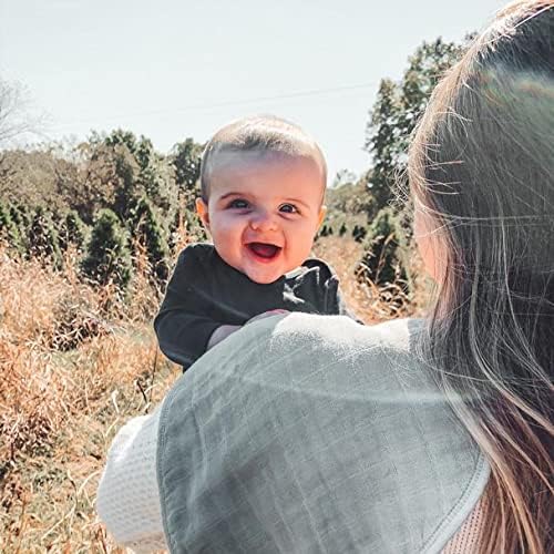 green sprouts Muslin Burp Cloths made from Organic Cotton | 4 absorbent layers - Image 7
