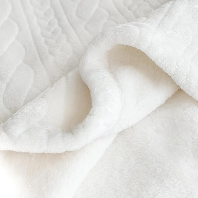 BORITAR 3D Fleece Baby Blanket for Girls 30 x 40 Inch Beige | Soft Fluffy Fuzzy - Image 3