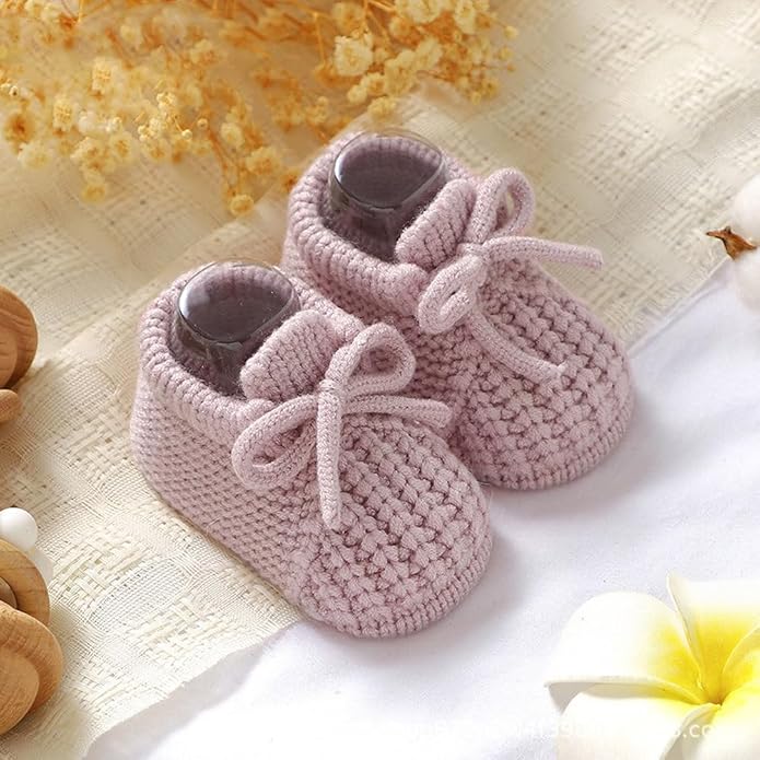 Newborn Shoes, Baby Girls Boys Hand Knit Booties, Photography Props, Photoshoot - Image 2