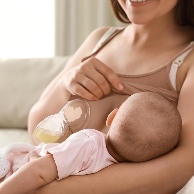 haakaa Silicone Breast Pump and Ladybug Breast Shells Combo for Breastfeeding Moms to Collect Breast Milk| Pumping and Nursing| Portable Breastmilk Catcher(pump-4oz/100ml,1pk; Shell-2.5oz/75ml,1pk)
