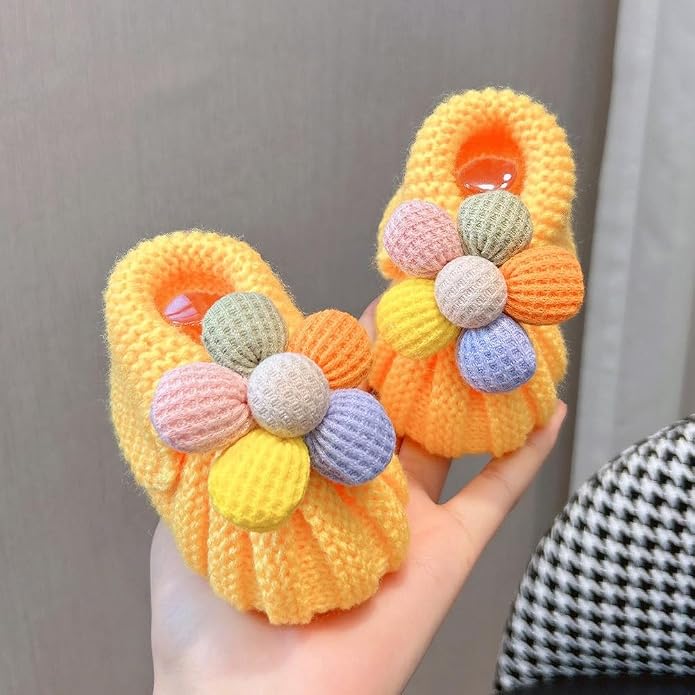 Newborn Shoes, Baby Girls Boys Hand Knit Booties, Photography Props, Photoshoot - Image 3