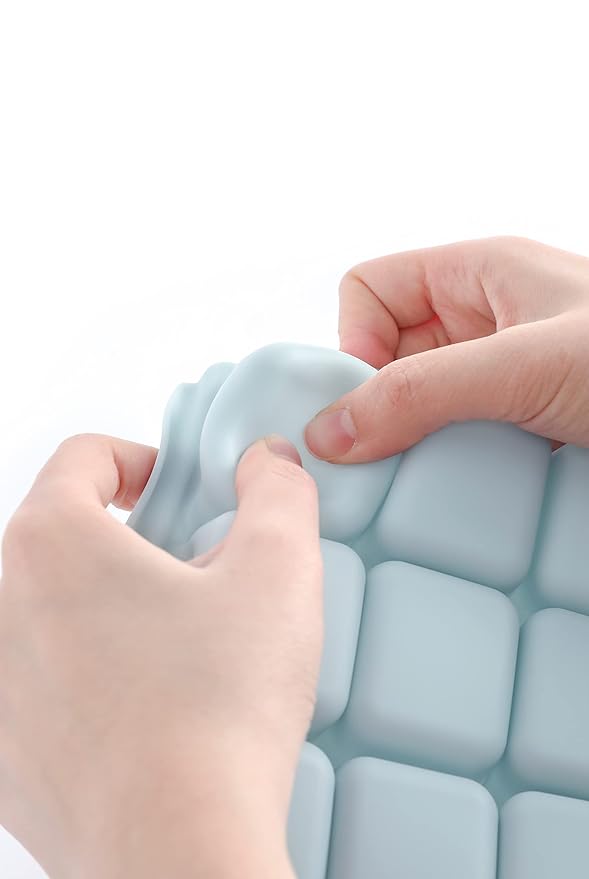Baby Food Storage Silicone Cubes with Clip-On Lid Freezer Tray Baby Food Soups Purees Ice Safe Design Made in Korea (12cubes 1.5oz, Sand Beige Set OF2)
