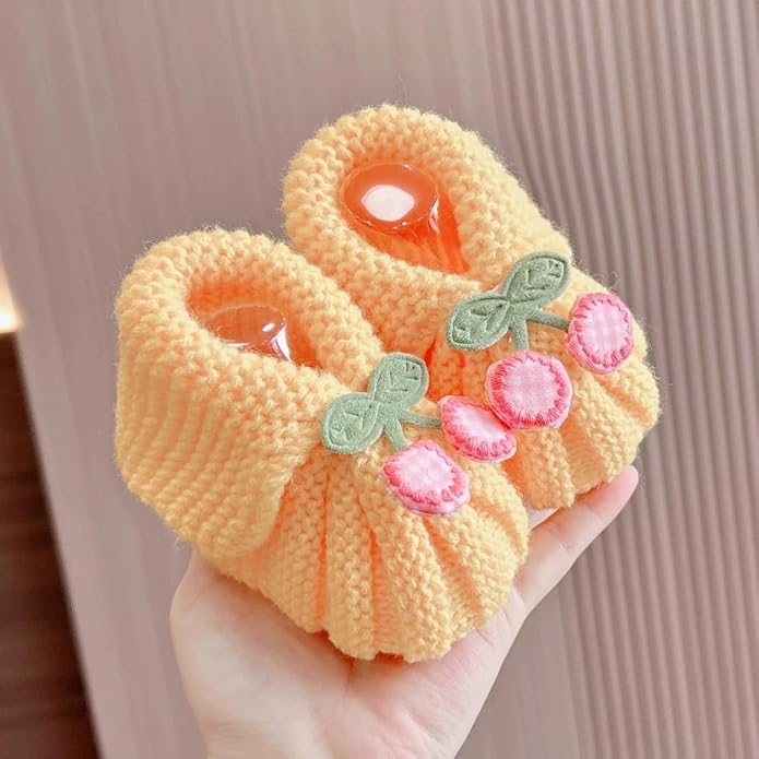 Newborn Shoes, Baby Girls Boys Hand Knit Booties, Photography Props, Photoshoot - Image 2