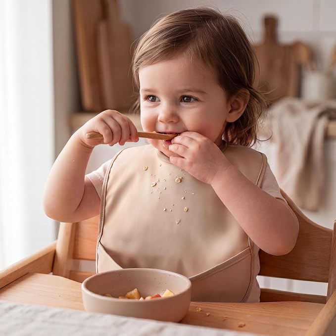 POIKSHARK 4-Pack Waterproof Baby Feeding Bibs - Image 3