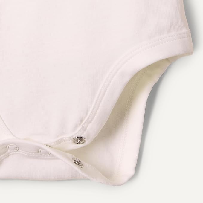 Amazon Essentials x Sofia Grainge Unisex Babies' Side Snap Short Sleeve Bodysuit - Image 3