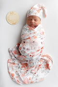 Newborn Baby Swaddle Set Headband Beanie and Name Card by Vollmic