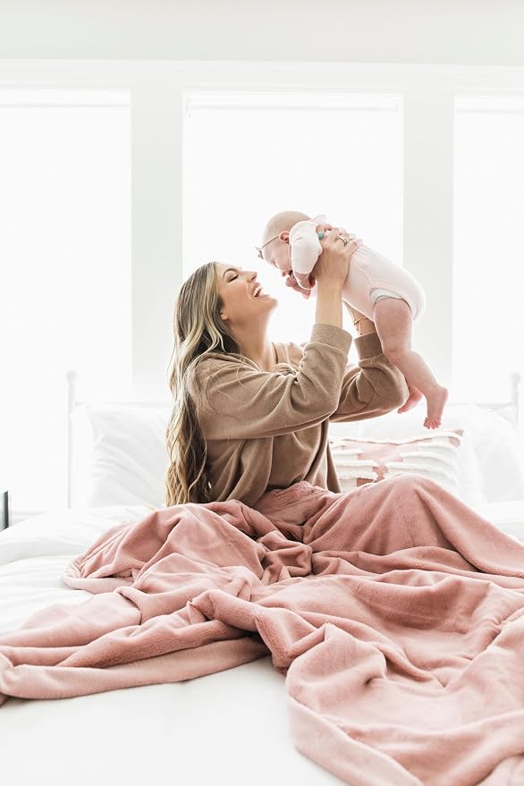 Saranoni Oversized Blanket Plush Soft Luxury Adult Blanket Pink XL 60x80 | - Image 8