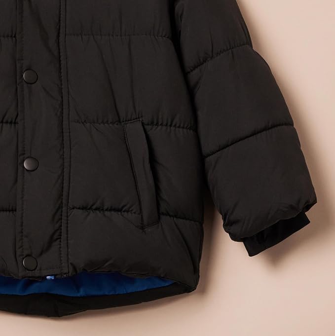Amazon Essentials Babies, and Boys' Heavyweight Hooded Puffer Jacket - Image 4