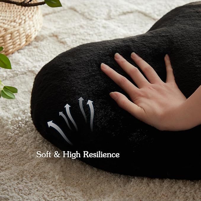 EastTree Heart Pillows, Black Heart Shaped Pillows, Ultra Soft Extra-Large Fluffy Pillows, Love Throw Pillows Gifts, Women Girls Living Room Decor 15x18 Inch