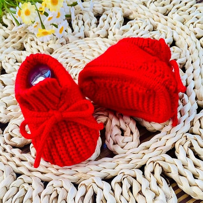 Newborn Shoes, Baby Girls Boys Hand Knit Booties, Photography Props, Photoshoot - Image 3