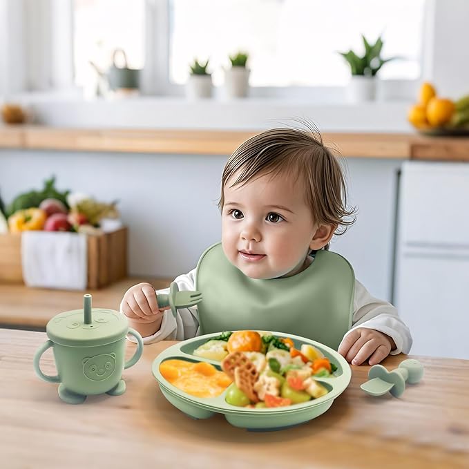 Baby Led Weaning Supplies, 8 Piece BPA-Free Silicone Feeding Set, Silicone Suction Bowl, Forks & Spoons, Bib & Cup, Develops Self Feeding Skills, Dishwasher Safe, for 6+ Months (Green)