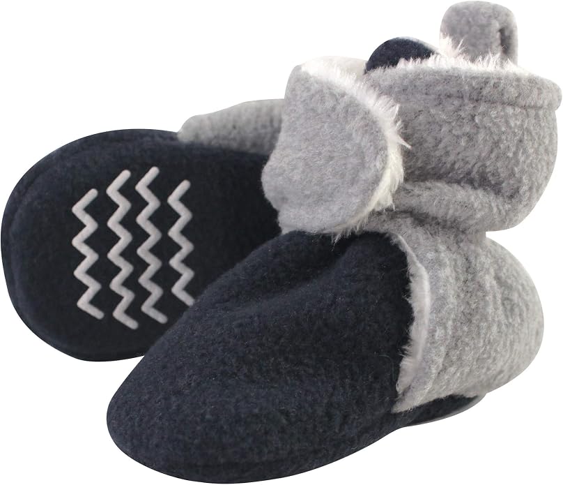 Hudson Baby Unisex Baby Cozy Fleece and Faux Sherpa Booties - Image 2