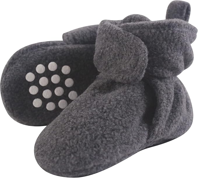 Luvable Friends Unisex Baby Cozy Fleece Booties by Luvable+Friends