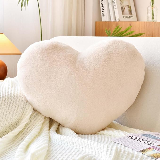 Beige Heart Pillows, Cute Heart Decorative Pillow, Heart Shaped Throw Pillows for Bed, Faux Rabbit Fur Plush Hoom Decor Pillow Cushion for Chair Sofa Living Room (Large-19.6"x15.7")