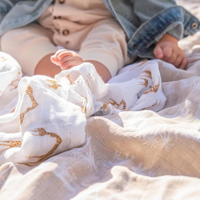 aden + anais Boutique Organic Swaddle Blanket 4-Pack – 100% Organic Cotton - Image 3