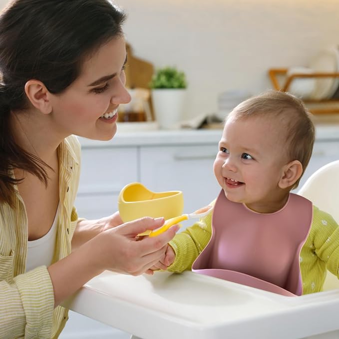 Silicone Baby Feeding Bibs – Waterproof, Soft & Adjustable - Image 4