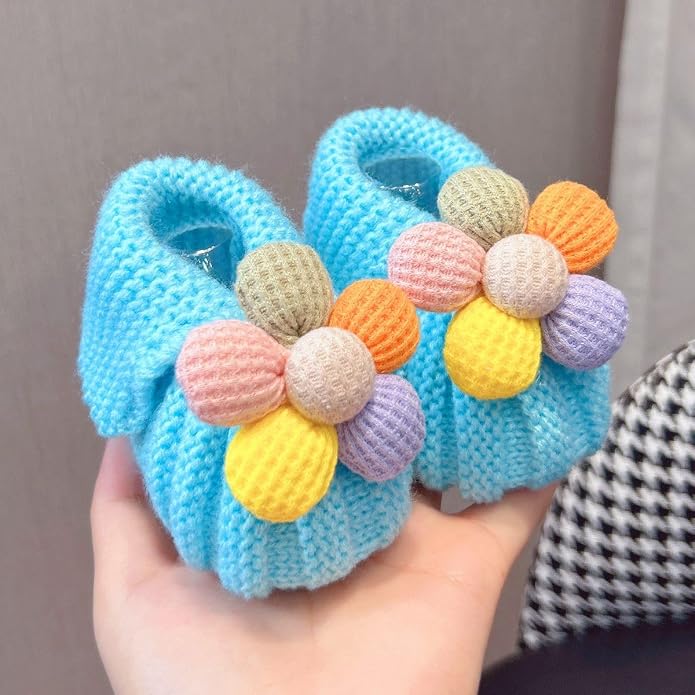 Newborn Shoes, Baby Girls Boys Hand Knit Booties, Photography Props, Photoshoot - Image 2