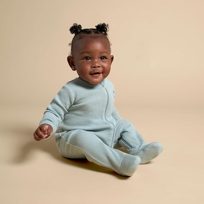 Modern Moments by Gerber Baby Mini Waffle Sleep 'N Play - Image 5
