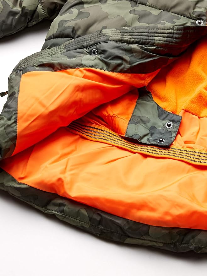 Amazon Essentials Babies, and Boys' Heavyweight Hooded Puffer Jacket - Image 5