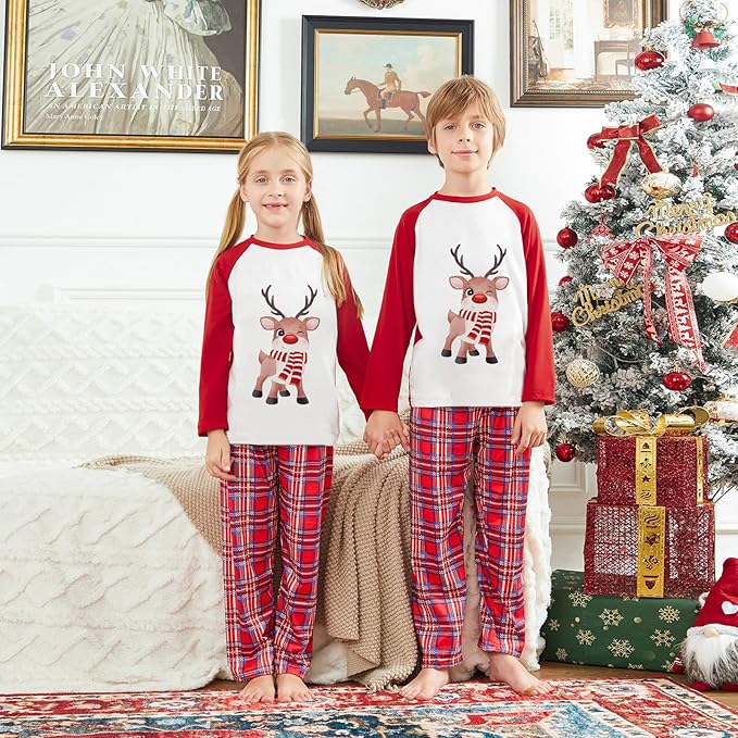 Awoscut Family Christmas Pajamas Matching Pajamas for Family, Xmas PJs Sets Holiday Sleepwear