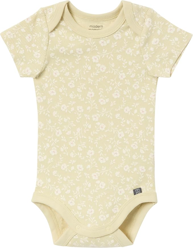 Modern Moments by Gerber Baby 4-Pack Short Sleeve Bodysuits & Shortie Set - Image 4