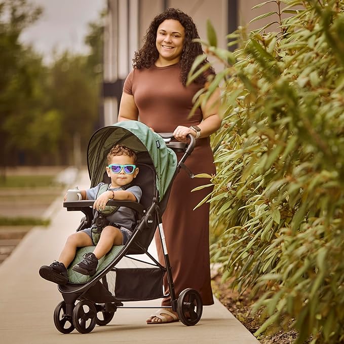 Evolur Breeze Stroller in Green, Adjustable Backrest & Canopy, Compact Fold Lightweight Baby/Toddler Stroller with Storage Basket