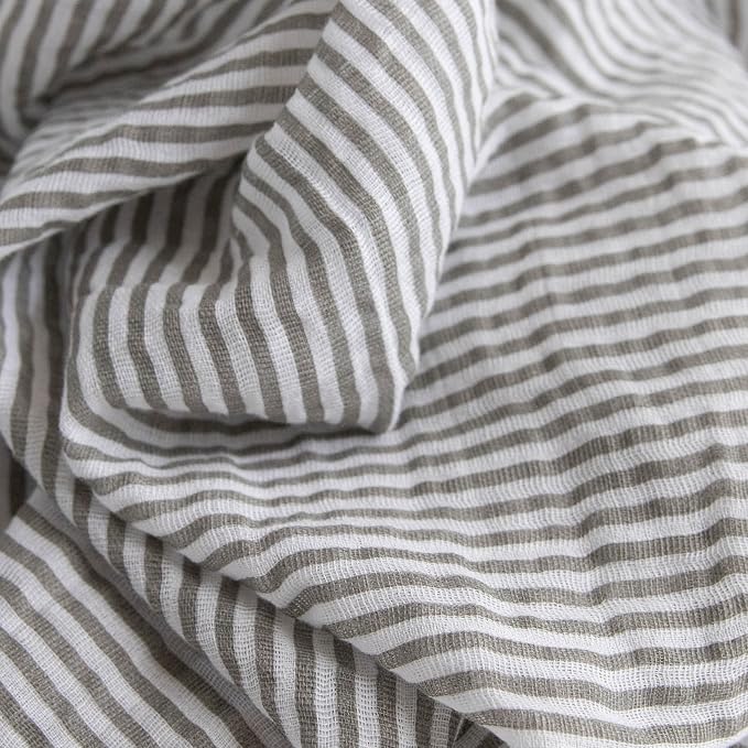 Little Unicorn Muslin Swaddle Blanket - Image 3